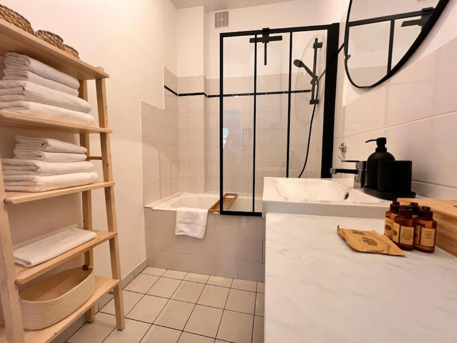 Apartment 1 Bedroom # Paris 14 # Alesia Bagian luar foto